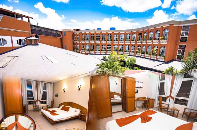 Zomatel Hotel