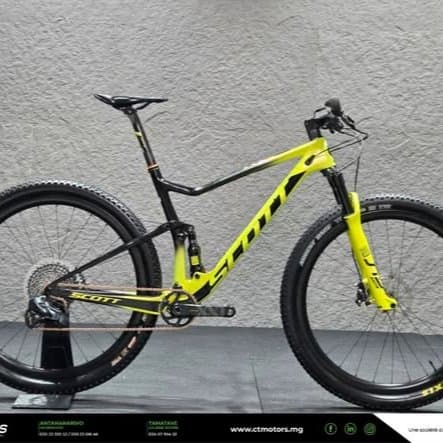 VELO - SCOTT SPARK RC 900